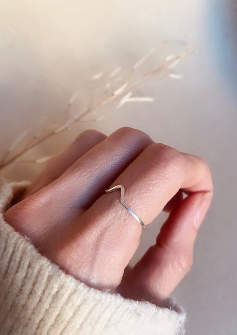 Rounded V Ring - Maggie Alagna | Artisan Jewelry