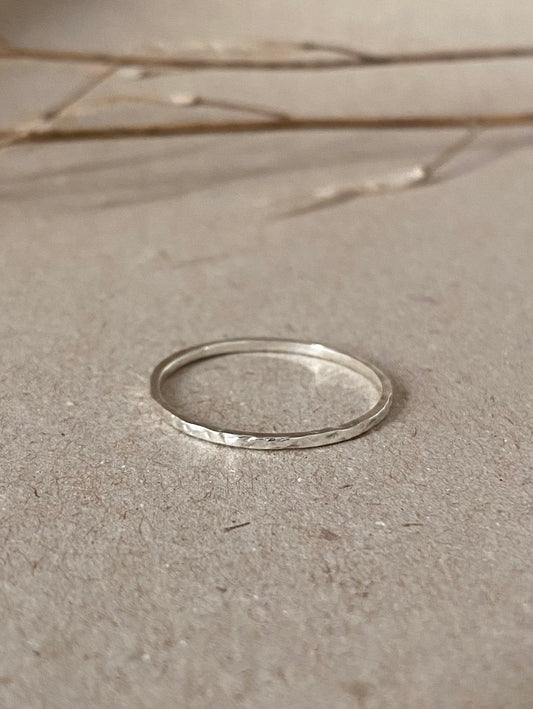 Fine Solo Ring - Maggie Alagna | Artisan Jewelry