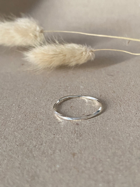 Fine Twist Ring - Maggie Alagna | Artisan Jewelry